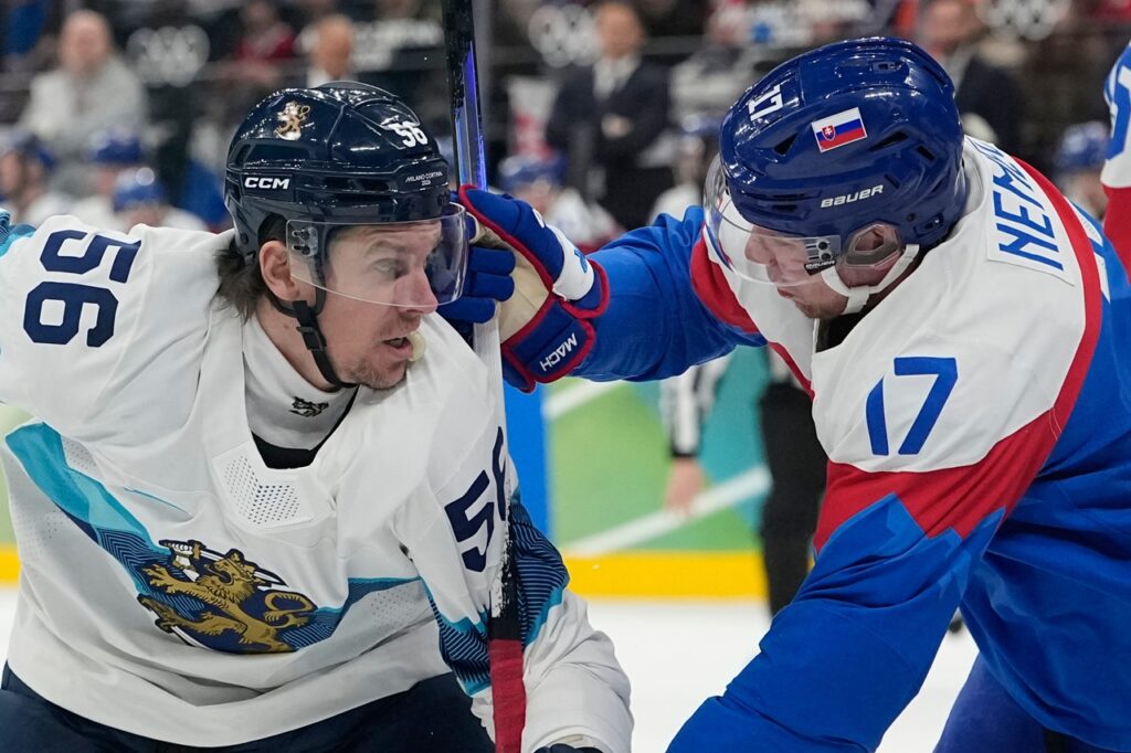 Šimon Nemec, Erik Haula