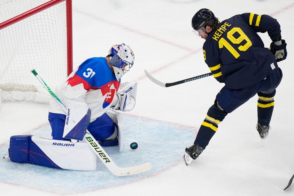 Samuel Hlavaj, Adrian Kempe