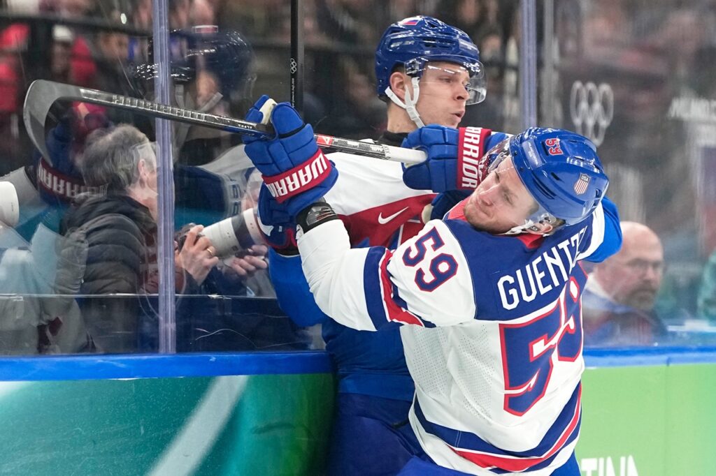 Adam Liška, Jake Guentzel