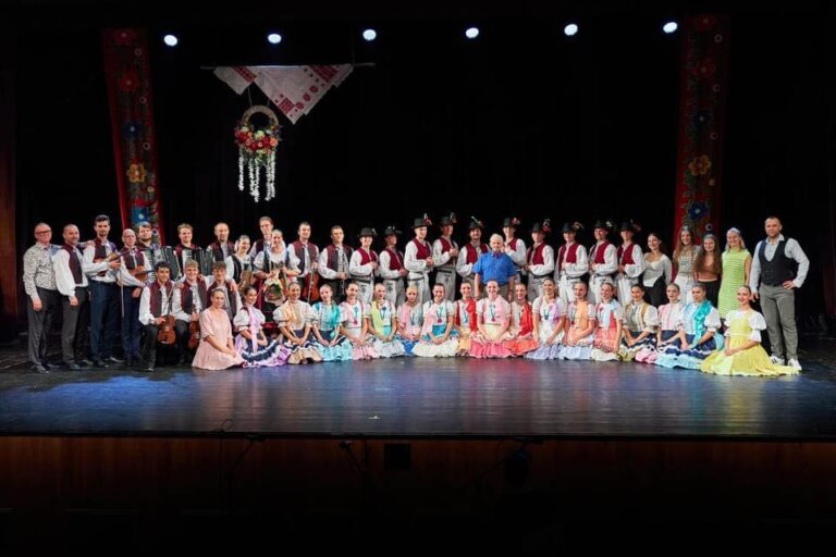 Folklórny súbor Zemplín