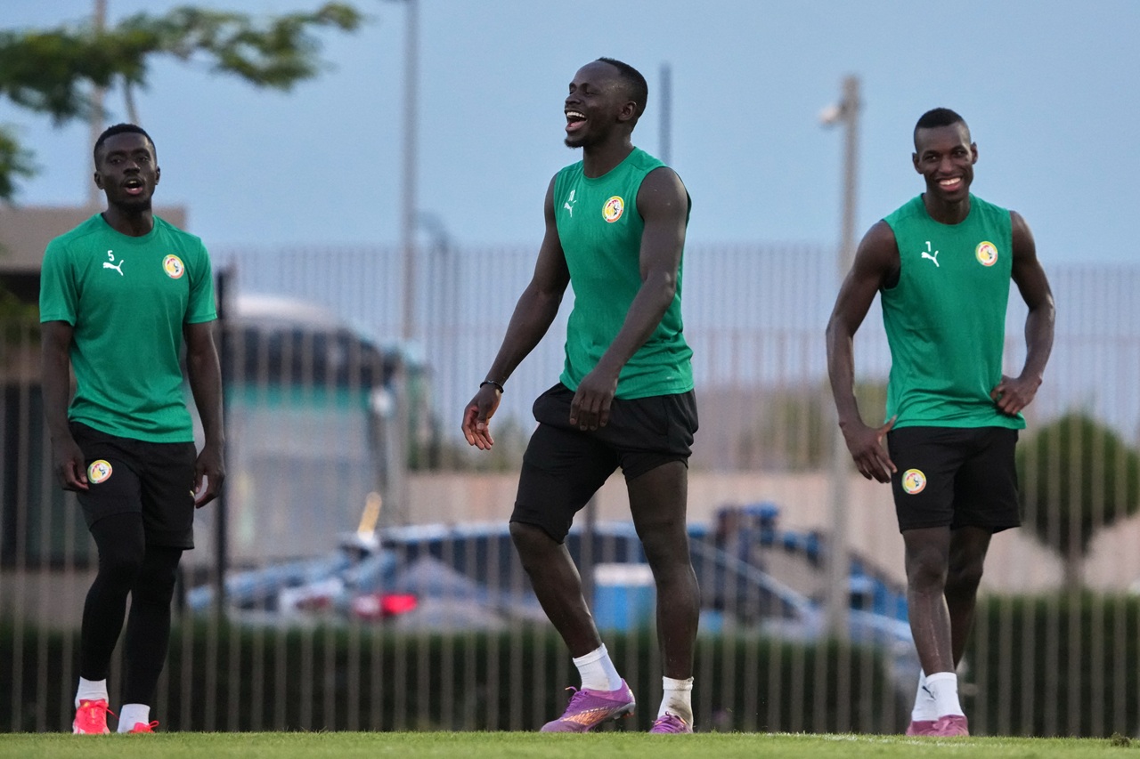 Idrissa Gueye, Sadio Mané, Nicolas Jackson