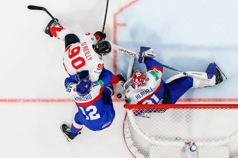 Ryan O'Reilly, Samuel Kňažko, Samuel Hlavaj
