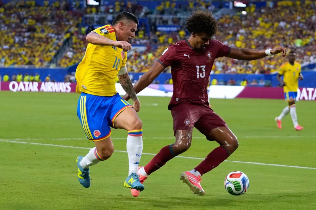 James Rodriguez, Renato Veiga
