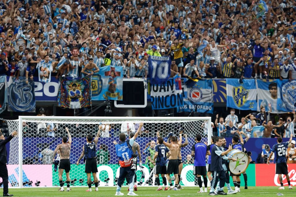 Argentína