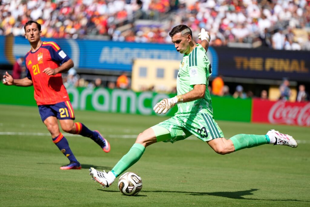 Emiliano Martinez