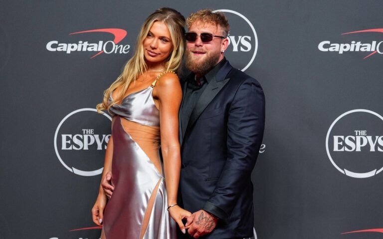 Jutta Leerdamová, Jake Paul